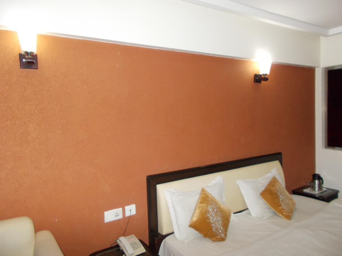 Hotel Well Come Park Nainital Kültér fotó